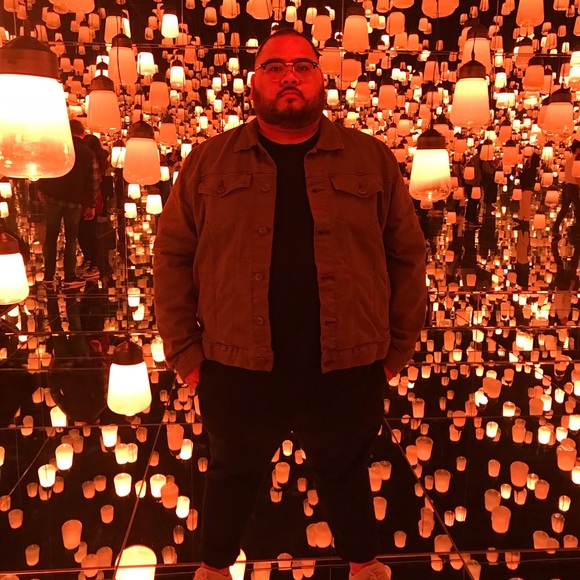 Meet your Posher, Asi - Picture 1 of 1